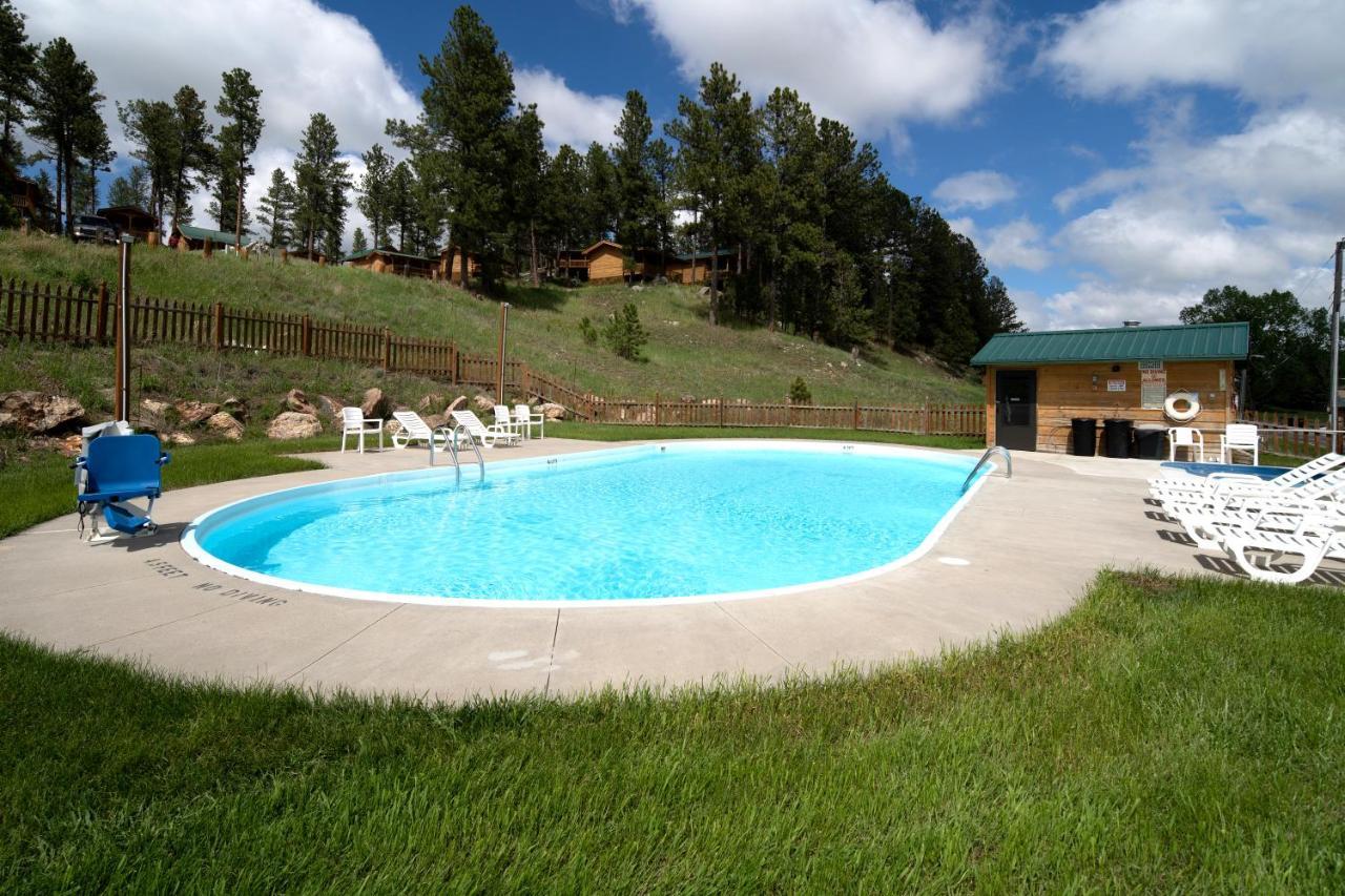 Rock Crest Lodge & Cabins Custer Kültér fotó