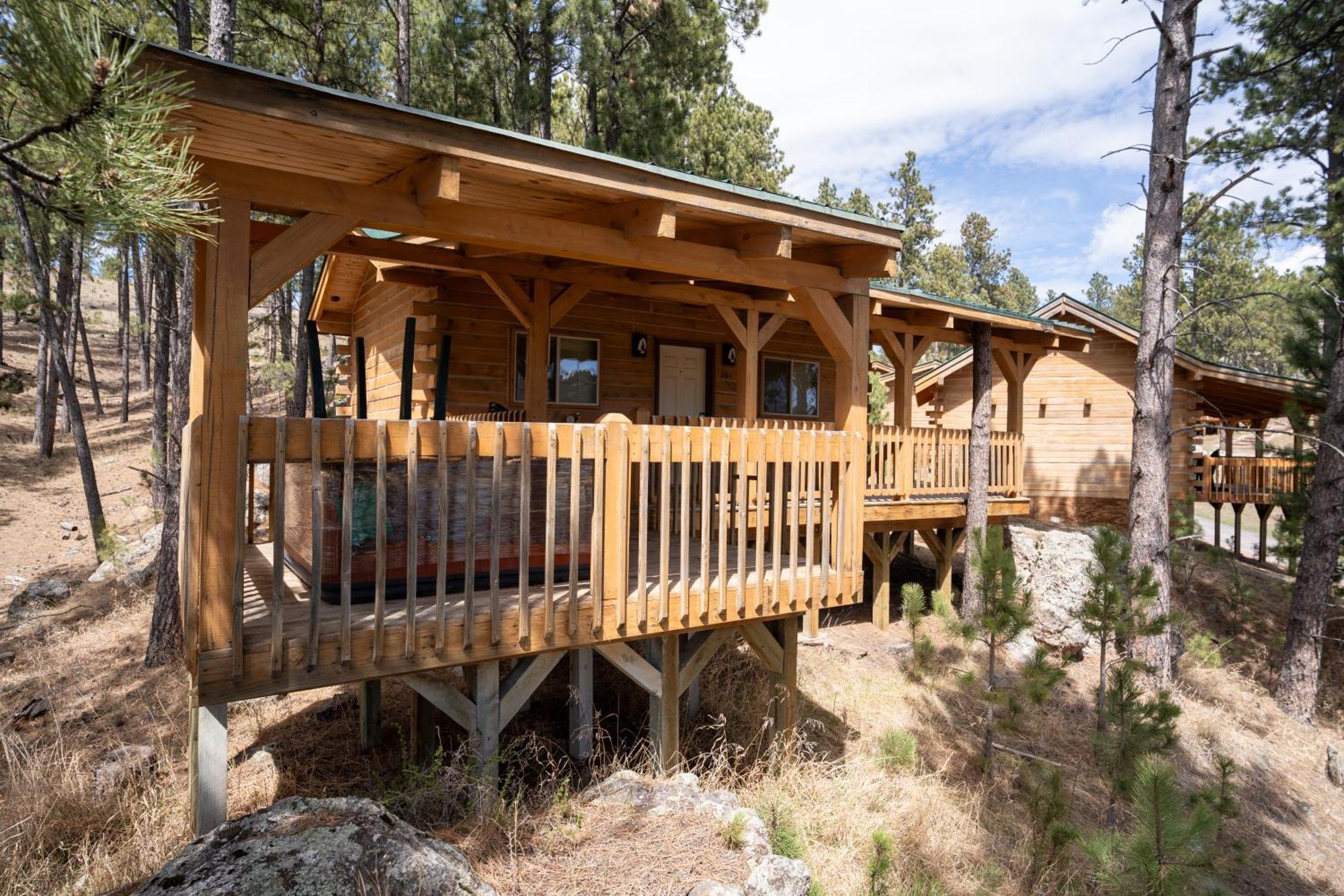 Rock Crest Lodge & Cabins Custer Kültér fotó
