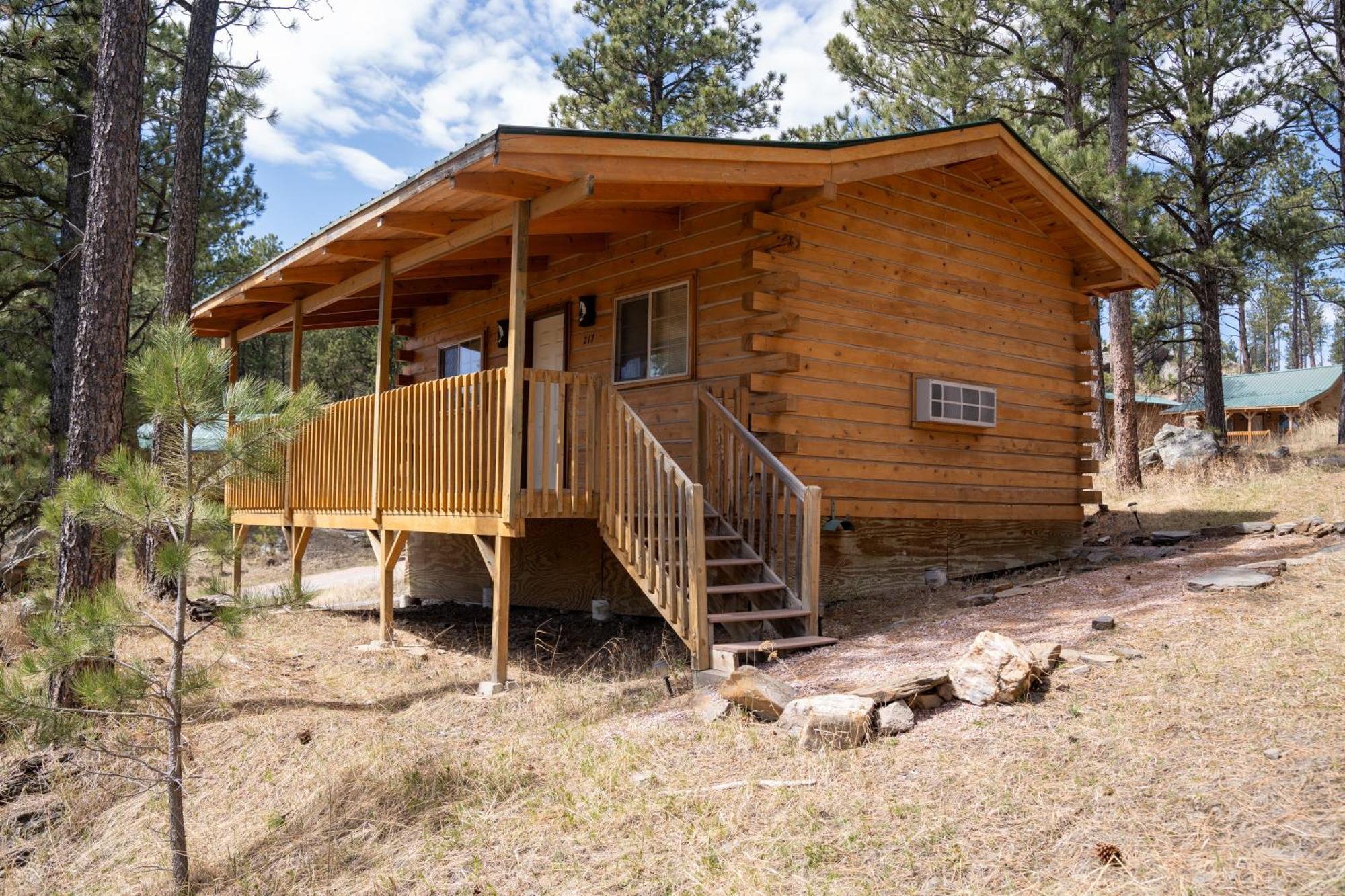 Rock Crest Lodge & Cabins Custer Kültér fotó