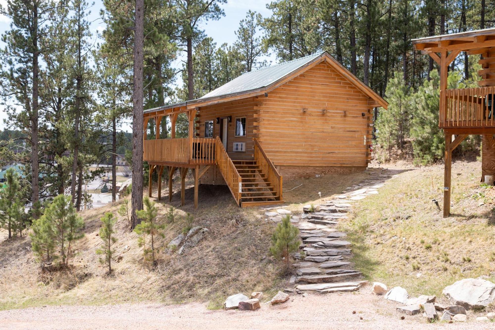 Rock Crest Lodge & Cabins Custer Kültér fotó