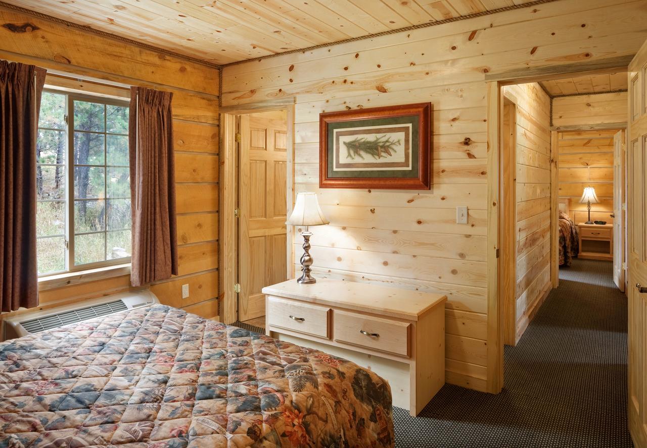 Rock Crest Lodge & Cabins Custer Kültér fotó