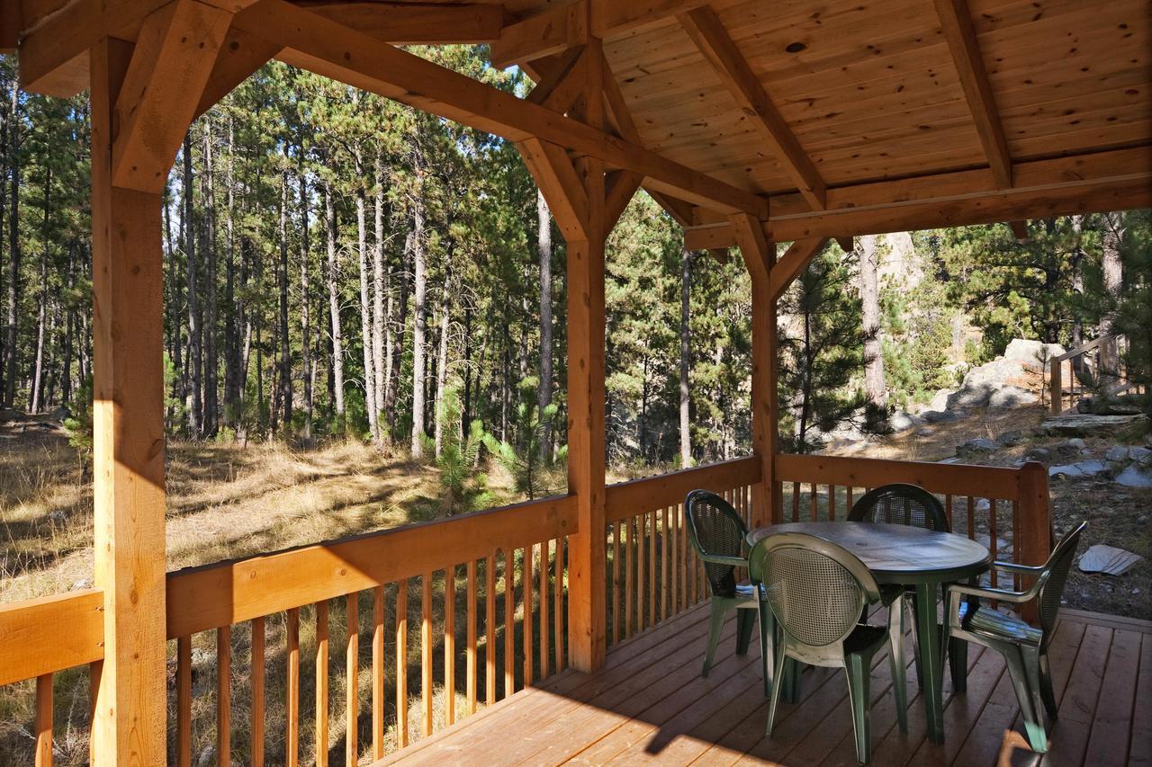 Rock Crest Lodge & Cabins Custer Kültér fotó