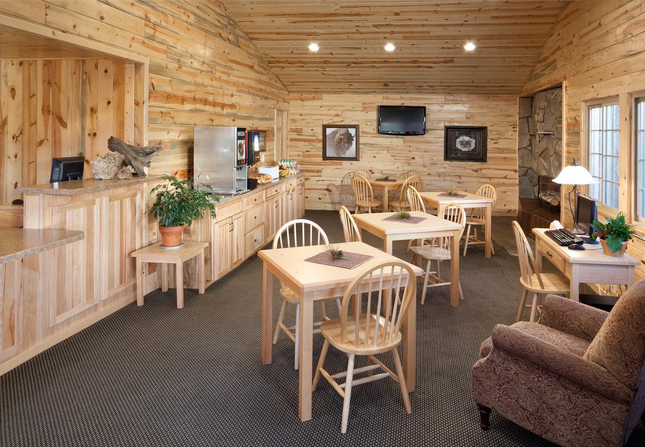 Rock Crest Lodge & Cabins Custer Kültér fotó