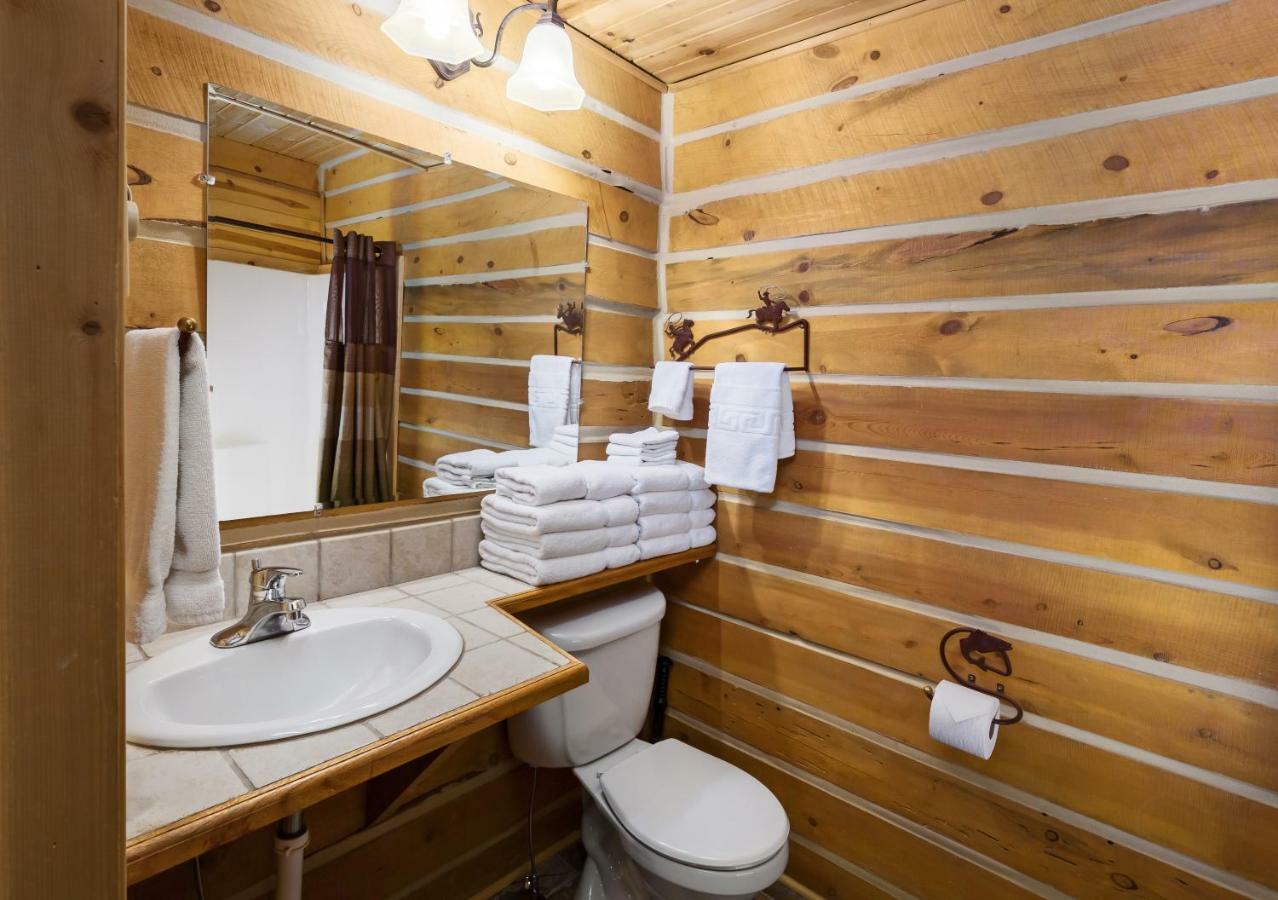 Rock Crest Lodge & Cabins Custer Kültér fotó